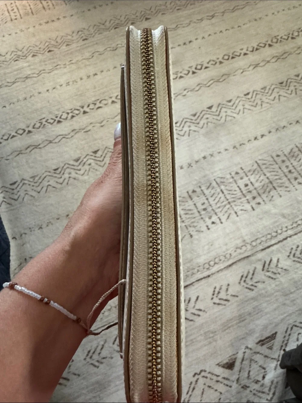 Coach Zip Card Wallet in Off-White with Gold Hardware